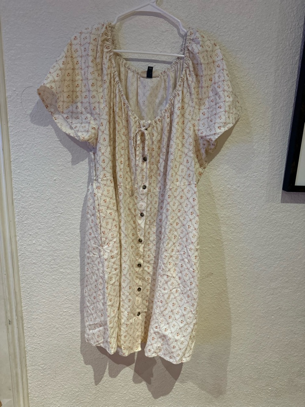 Universal Thread Cream Mini Dress floral sundress (1X)